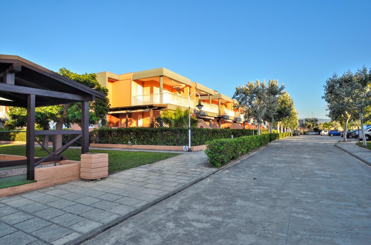 Blue Marine Village Rodi Garganico Exterior foto